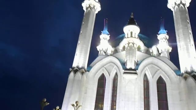 Вечерняя Казань. Мечеть Кол Шэриф.