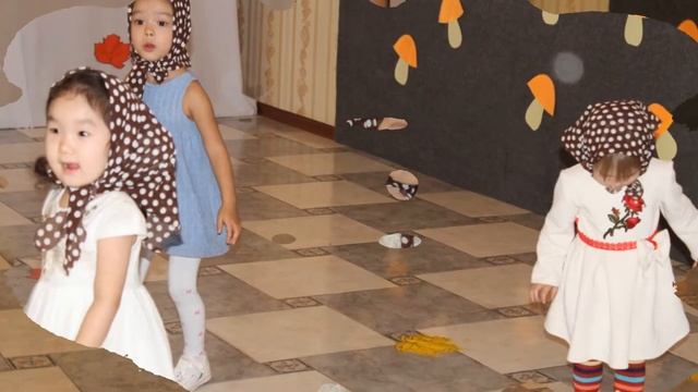 ЗОЛОТАЯ ОСЕНЬ 2017. МЛАДШАЯ ГРУППА! смотреть онлайн