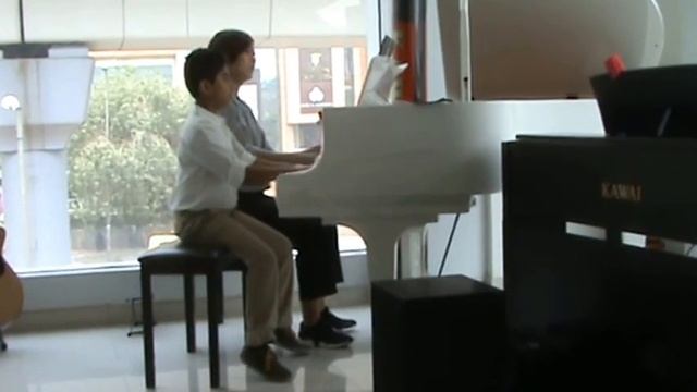 Piano - Mazurka and Polka Duet - Kabir Mathur and Aching Ma'am смотреть онлайн