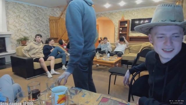 MELLSTROY ЗАВОЗ С ОЛЕЙ ОХРАНА В ДЕЛЕ КАТЯ УПАЛА С ЛЕСТНИЦЫ смотреть онлайн