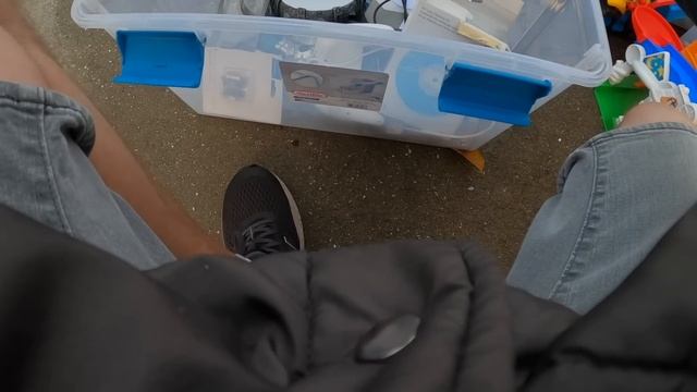 Video Game GOLD Found At A Garage Sale! смотреть онлайн