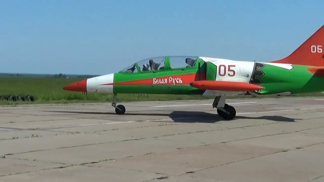 Первый полет курсантов на самолете Л-39. First Flight of Cadets on Board L-39. смотреть онлайн