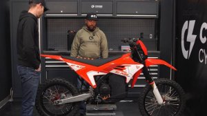 NEW Arctic Leopard E-XE 880 Electric Dirt Bike! #unboxing