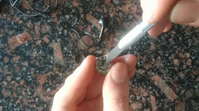 Как НЕ СЛОМАТЬ магнит в наушниках?! Бесплатный магнит в наушниках. Разборка