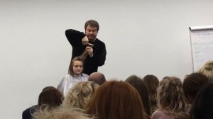 Тимур Бегичев стрижка