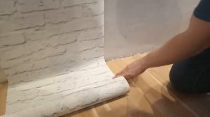 Флизелиновые обои с совмещением рисунка.