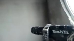 перфоратор Makita HR2811FT