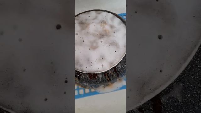 Чем отмыть сковороду? За 5 лет очнь сильно прикипело смотреть онлайн