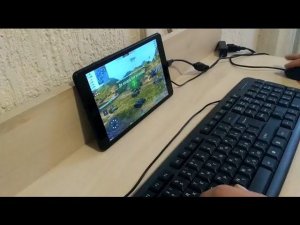 Как на андроид смартфонах использовать клавиатуру и мышь и играть в различные игры.