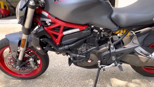 2017 Ducati Monster 821 смотреть онлайн