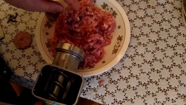 Решетка улучшенной резки - тест с ручной мясорубкой.