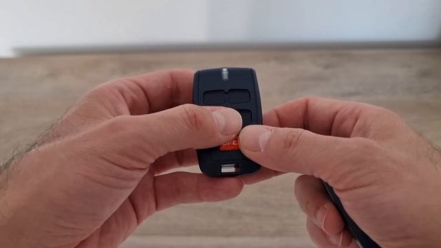 BFT remote programming | How to set up and code a new BFT remote control смотреть онлайн