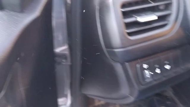 Kia Rio 3/Запуск Киа рио с родным шестилетним аккумулятором в мороз. ( - 28).