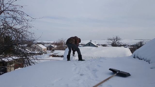 Уборка снега на крыши/Снег проиграл/Январь 2019 год смотреть онлайн