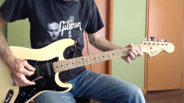 1976 Fender Stratocaster (player grade) смотреть онлайн