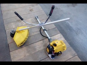 Champion T433-2 триммер для покоса травы бензиновый.Бензокоса.Коса.