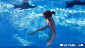 Упражнения в воде для пресса