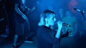 Tracktor Bowling - Мир, где нет меня (клуб Мёд, Екатеринбург, 05.12.2015)