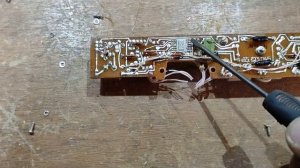 Рекордное количество КМ конденсаторов в вольтметре В7-35. Разбор на дагметаллы.