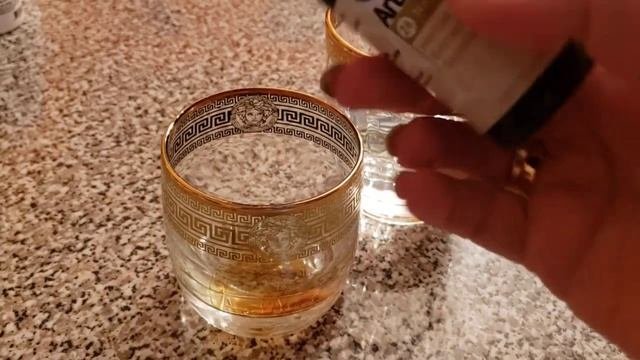 КАК ПРАВИЛЬНО  КАПАТЬ КАПЛИ (Из книги Материя Медицина 15 века)