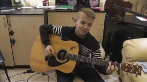 Зеленоглазое такси на гитаре - фингерстайл - Ваня Маслов