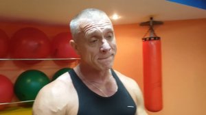 Бодибилдер 50, 60, 70 ти Летний Как Он Выглядит Качок Серега делится опытом с Юр