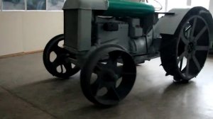 трактор "Фордзон-Путиловец"