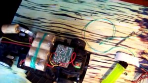 Радиоуправляемая модель машинка с аккомулятороми от шуруповёрта