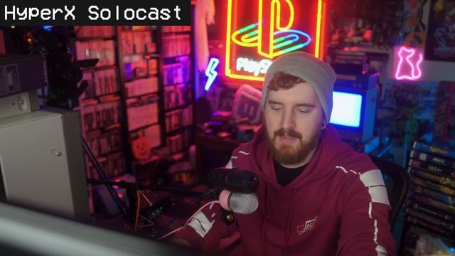 Does SIZE matter with microphones? Razer Seiren Mini vs HyperX SoloCast | USB Microphone Review смотреть онлайн