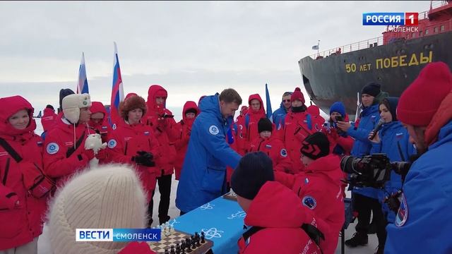 Школьники-участники экспедиции на Северный полюс встретились с мэром Смоленска
