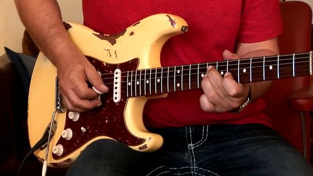 2013 Fender Stratocaster Custom Shop '62 Heavy Relic vintage white over burgundy, Part1 смотреть онлайн