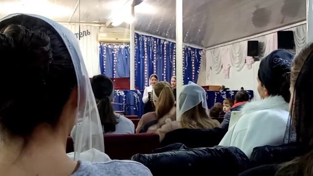 Слава , Слава в Вышних Богу - Рождественская песня смотреть онлайн