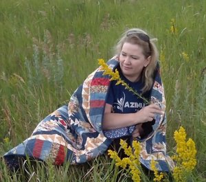Татьяна Грибова из Челябинска обожает шить лоскутные одеяла, и у нее это здорово получается