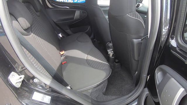 2013 PEUGEOT 107 Allure - AV13FWX смотреть онлайн