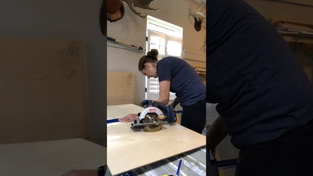 Ryobi Battery Operated Circular Saw How-to смотреть онлайн