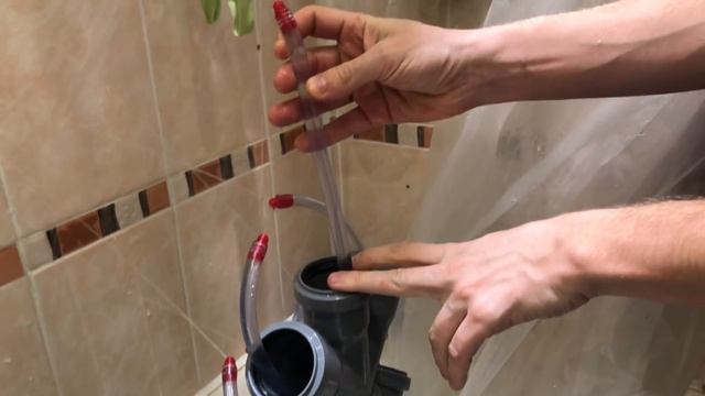 Hydroponic Greens Сhristmas Tree Made of Drain Pipes смотреть онлайн