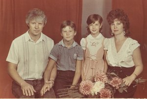 Исполнитель Вячеслав Сидоренко "Старые Альбомы" HD.mp4