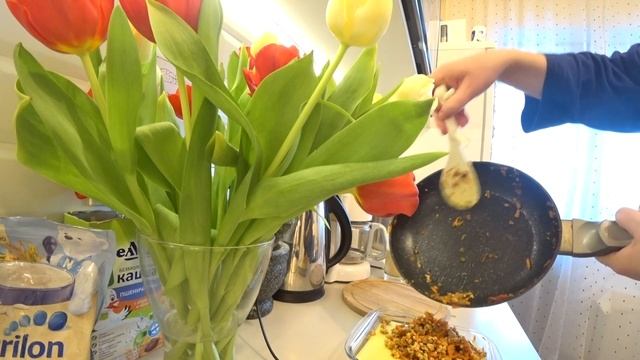 Даня левша? Простой рецепт очень вкусной лазаньи. Людей сносит ветром смотреть онлайн