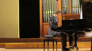 Николай Медведев. Бетховен. "Лунная соната".(часть1)