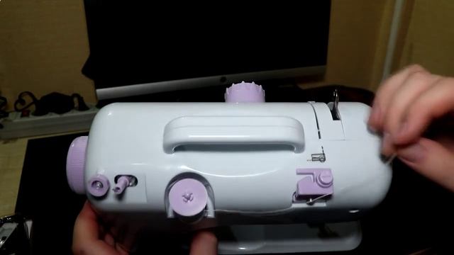 Швейная машинка с Aliexpress Fanghua Mini 505A за 50$. Как заправлять нить смотреть онлайн