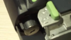 Festool Carvex рабочий зажим пилки.MP4