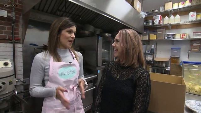 Petunia's Pies & Pastries wins PETA 'Top 10' for pie смотреть онлайн