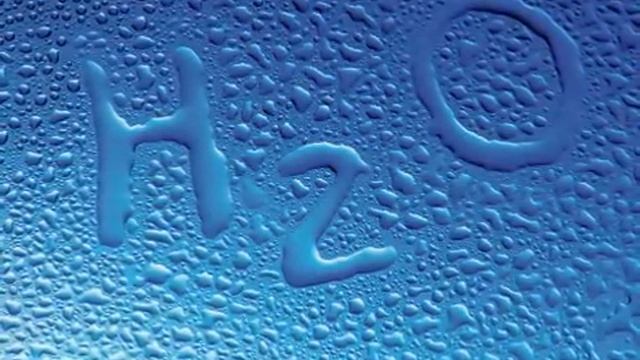 ЧТО БУДЕТ ЕСЛИ НАМОЧИТЬ МАНТУ! смотреть онлайн