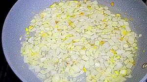 Макароны по флотски с отварным куриным мясом