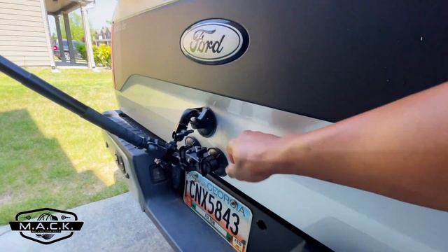 Insta360 X3! AMAZING Truck Camera Shots!! #insta360 #meandcarkeys смотреть онлайн