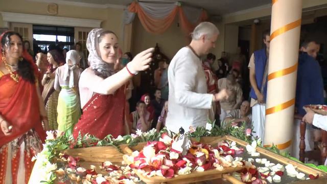 5 04 2017 RAMA NAVAMI abhisheka ISKCON Dnipro Ukraine смотреть онлайн