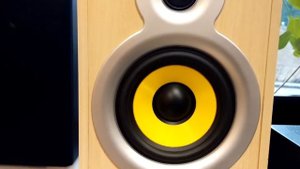 Удивительное рядом. Звук microlab PRO1 и YAMAHA NS-333.