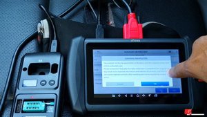 How to Program Keys 2008 - 2014 Mercedes-Benz with XTOOL IK618 / W204 Mercedes-Benz