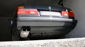 Bmw E32 750iL V12 starting up