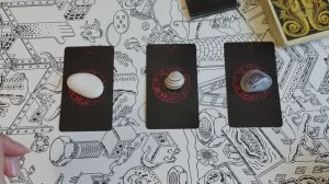 Он и его чувства к тебе. Гадание на картах Таро. Три варианта